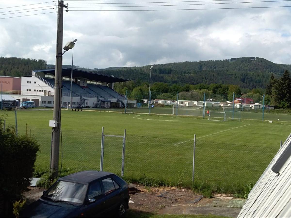 فيلا Nase Chatka Pod Strani Rožnov pod Radhoštěm المظهر الخارجي الصورة